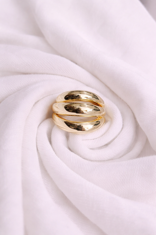 Modern Gold Finish Statement Ring – Anti-Tarnish
