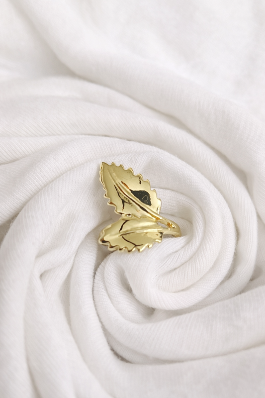 Leaf Design Gold Finish – Anti-Tarnish